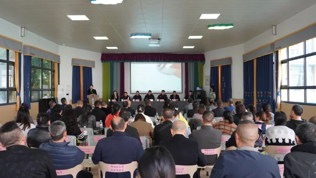 壓實校車安全責任 守護學子平安出行 壓實校車安全責任 守護學子平安出行