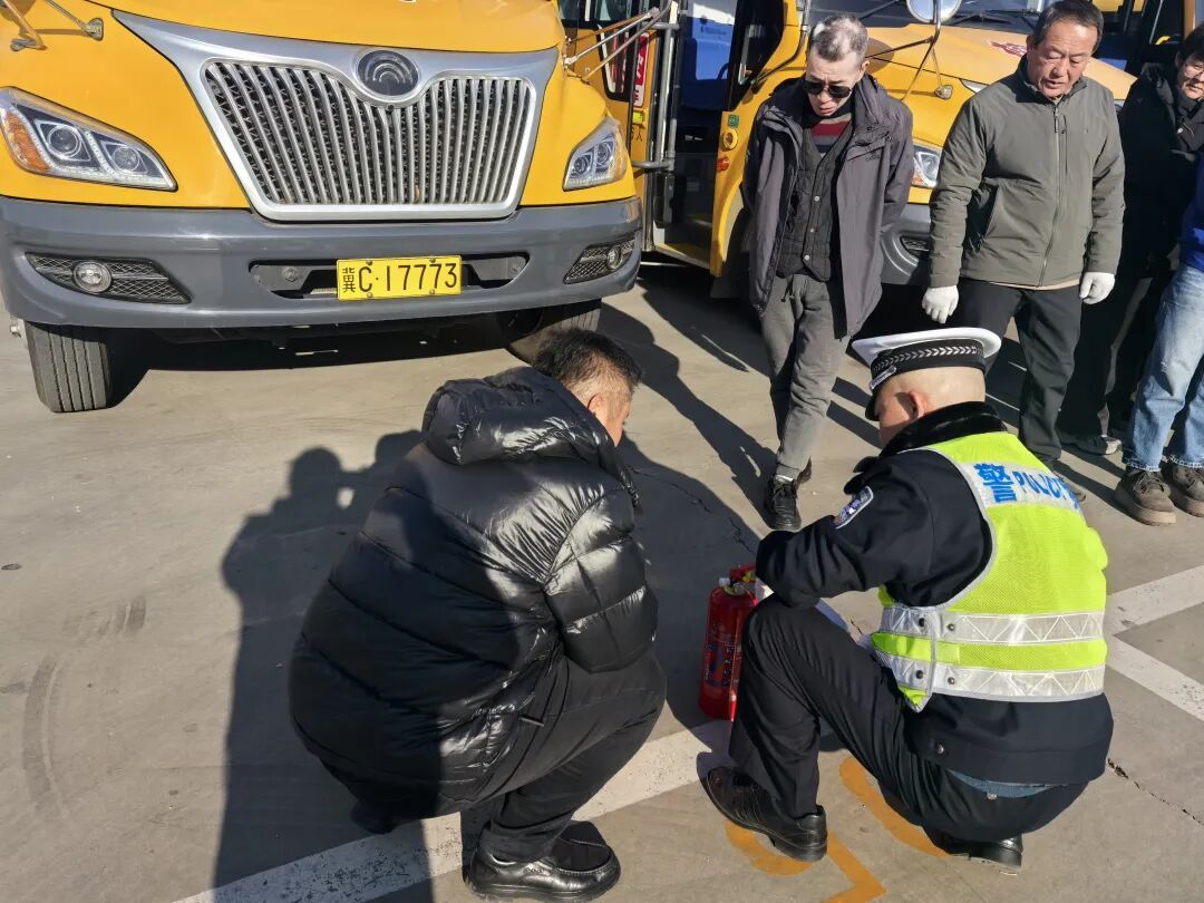 筑牢冬日安全線 校車體檢保平安 | 冬季行動