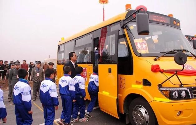 校車發(fā)展中所面臨的財(cái)政問題