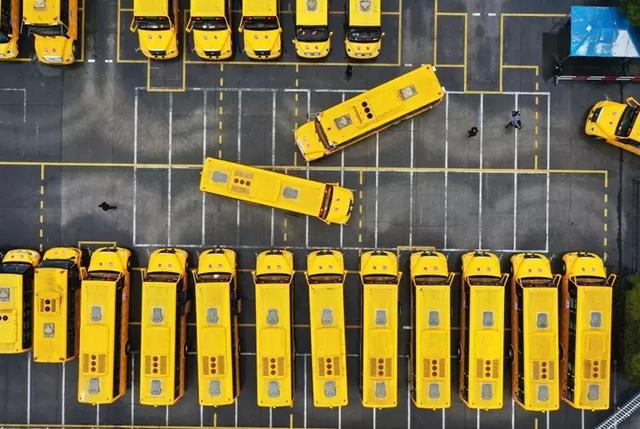 教育部發(fā)布校車安全風(fēng)險(xiǎn)預(yù)警 加強(qiáng)校車安全管理引各方關(guān)注